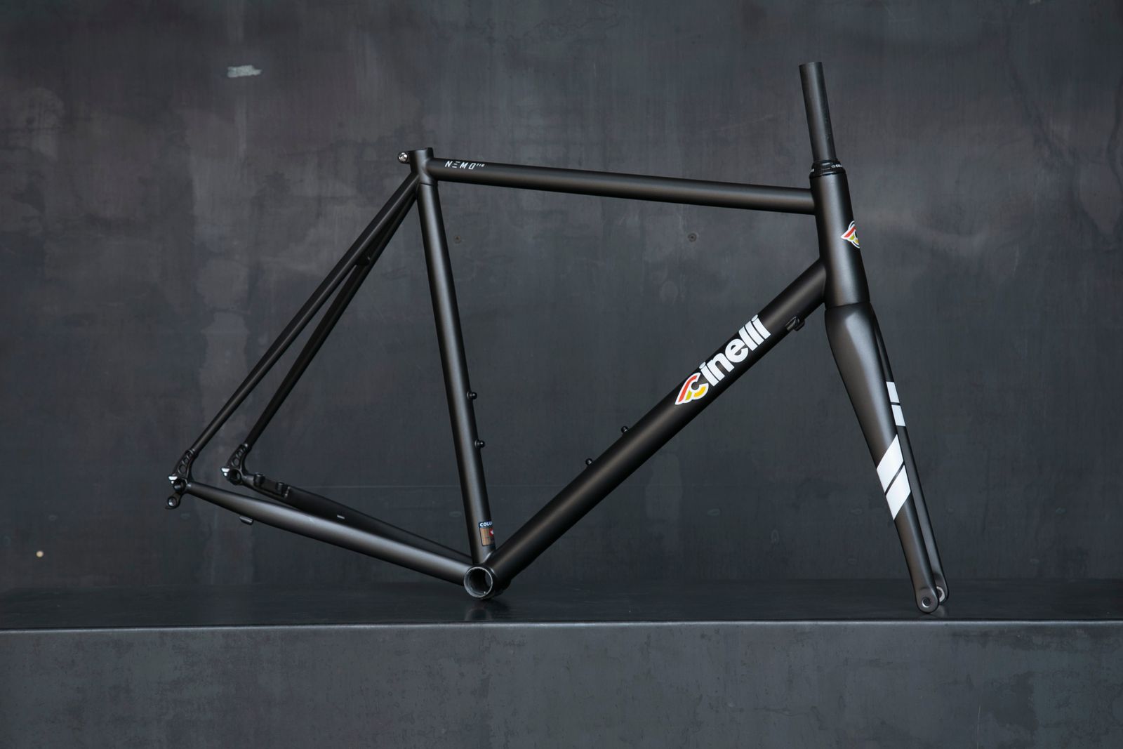 Cinelli Nemo TIG Disc 2022 | Antracite | Size L | Frameset | In Stock