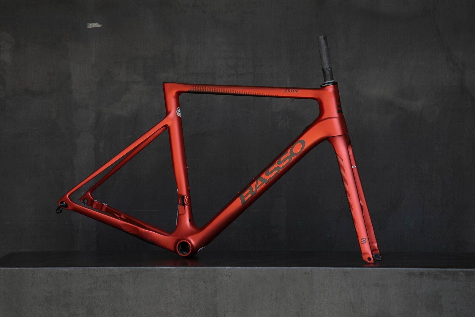 Basso Astra Disc 2022 | Size 51 | Samoa Red | Frameset | In Stock